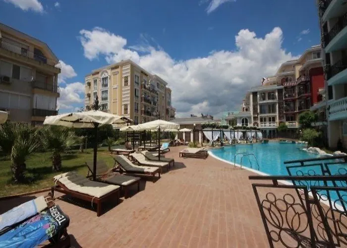 Апартаменти Messembria B503 *